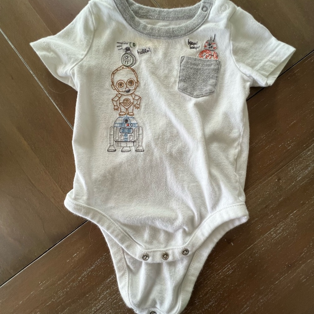 Star Wars Embroidered Onesie - 6-12 M